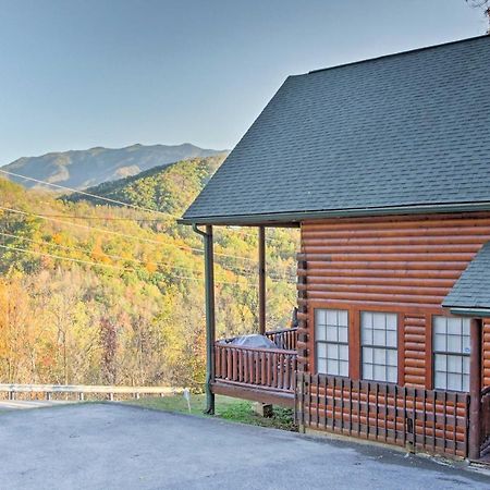 Expansive Gatlinburg Cabin Hot Tub, Deck And Grill! المظهر الخارجي الصورة