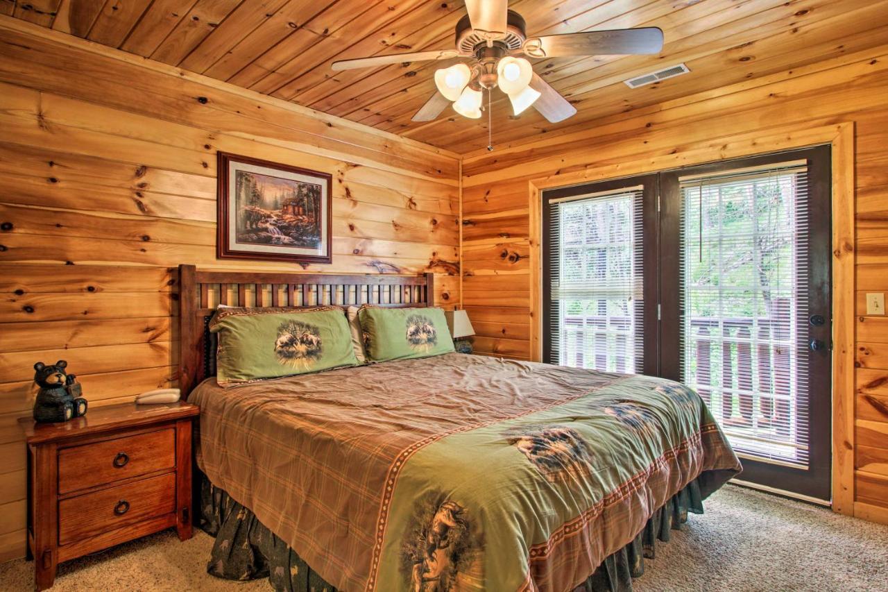 Expansive Gatlinburg Cabin Hot Tub, Deck And Grill! المظهر الخارجي الصورة
